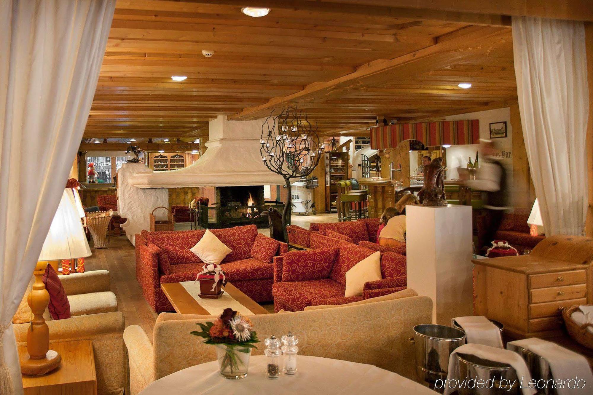 Walliserhof Grand-Hotel & Spa Relais & Chateaux Saas-Fee Restaurant photo